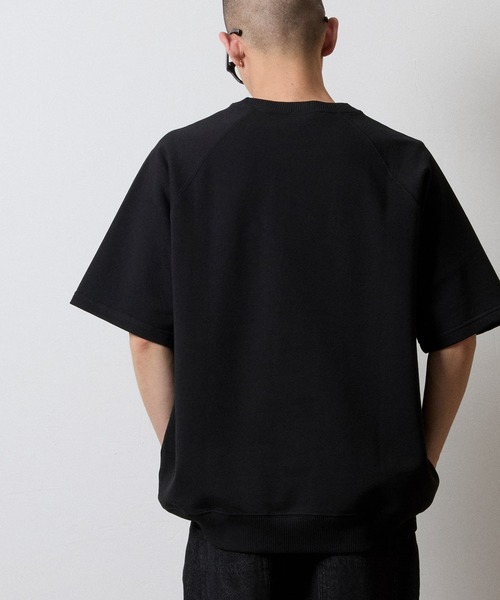 NUMBER (N)INE(ナンバーナイン)の「FIRM COTTON LIGHT SHORT PILE RAGLAN SHORT SLEEVE POCKET SWEATSHIRT / ファーム コットン ライト ミニ裏毛 ラグラン ショートスリーブ ポケット クルーネック スウェット(スウェット・メンズ・トップグレー/ブラック/ブラック×ホワイト・M/L/XL)」の20枚目の写真