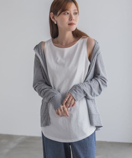 NAVY(ネイビー)の「重ね着でも活躍する 綿100% 裾ラウンドタンクトップ(タンクトップ・レディース・ブラック/オフホワイト/チャコールグレー・M/L)」の1枚目の写真