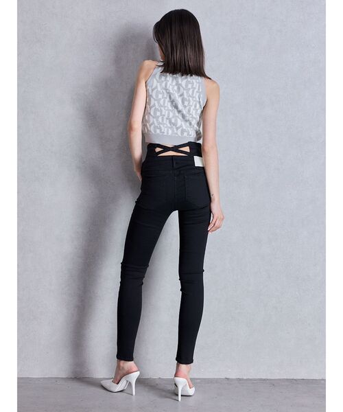 GYDA（ジェイダ）の「ハイウエストバッククロスダメージスキニーデニムパンツ（デニムパンツ・レディース・ライトブルー/インディゴブルー/ブラック・SMALL/MEDIUM/X-SMALL）」の4枚目の写真