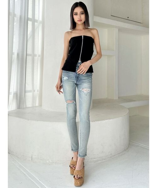 GYDA（ジェイダ）の「ハイウエストバッククロスダメージスキニーデニムパンツ（デニムパンツ・レディース・ライトブルー/インディゴブルー/ブラック・SMALL/MEDIUM/X-SMALL）」の12枚目の写真