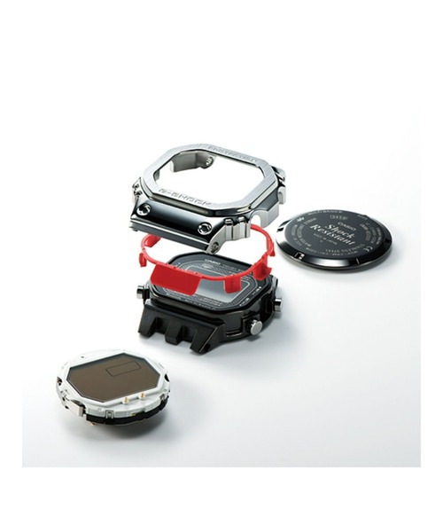 G-SHOCK(ジーショック)の「フルメタル / スマートフォンリンク&電波ソーラー / GMW-B5000D-1CJF(デジタル腕時計・メンズ・ブラック×シルバー・FREE)」の2枚目の写真