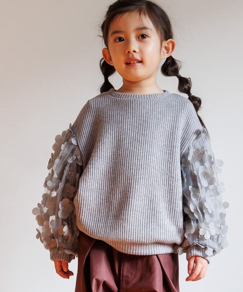 MAKE YOUR DAY（メイクユアデイ）の「ママとおそろいシアーフラワー袖プルオーバー■80～140cm（スウェット・キッズ・グレー/ブラック/ブラウン・100/90/80/140/130/120/110）」の9枚目の写真