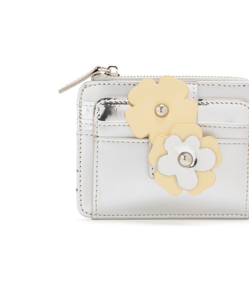 Casselini（キャセリーニ）の「Casselini(キャセリーニ)フラワーモチーフカードケース（カードケース・レディース・レッド/ブラック/シルバー・FREE）」の16枚目の写真