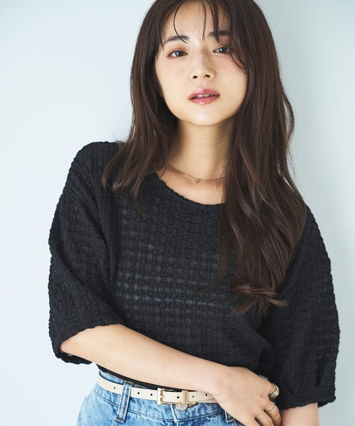mil(ミル)の「ぽこぽこカットジャガード シアートップス(Tシャツ/カットソー・レディース・アイボリー/ブラック/モカ・ONE SIZE)」の22枚目の写真