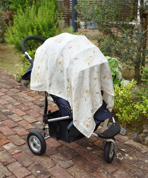 10mois（ディモワ）の「【10mois(ディモワ)】SWADDLE bamboo(スワドルバンブー)　メリーゴーランド（おくるみ・キッズ・ベージュ・ONESIZE）」の7枚目の写真