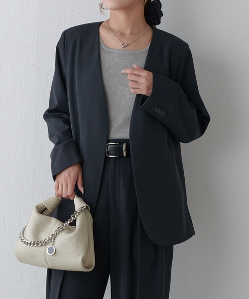 Lui's（ルイス）の「【セットアップ対応】シンプルVカラージャケット（テーラードジャケット・レディース・チャコールグレー/モカ・36/38）」の3枚目の写真