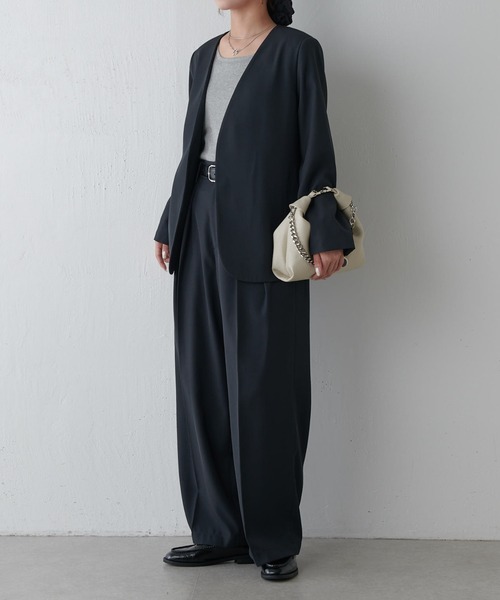 Lui's（ルイス）の「【セットアップ対応】シンプルVカラージャケット（テーラードジャケット・レディース・チャコールグレー/モカ・36/38）」の9枚目の写真