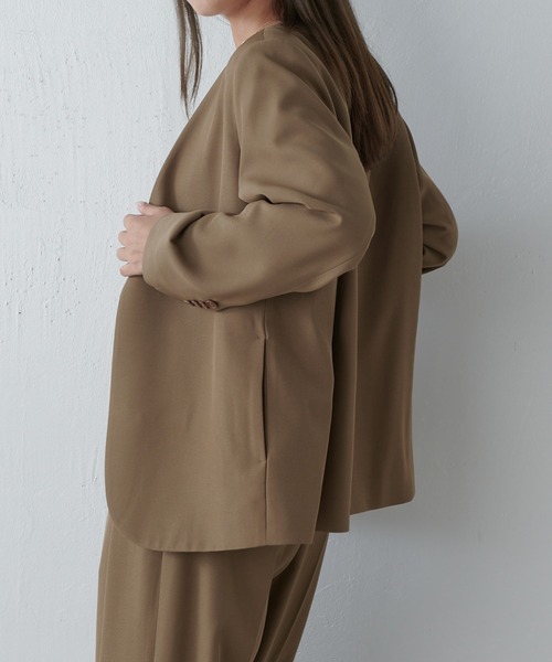 Lui's（ルイス）の「【セットアップ対応】シンプルVカラージャケット（テーラードジャケット・レディース・チャコールグレー/モカ・36/38）」の16枚目の写真