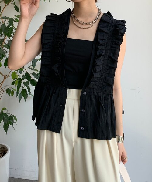 DouDou(ドゥドゥ)の「【WEB限定/前後2WAY仕様】 フリルベスト(シャツ/ブラウス・レディース・ブラック/グレー・FREE)」の14枚目の写真