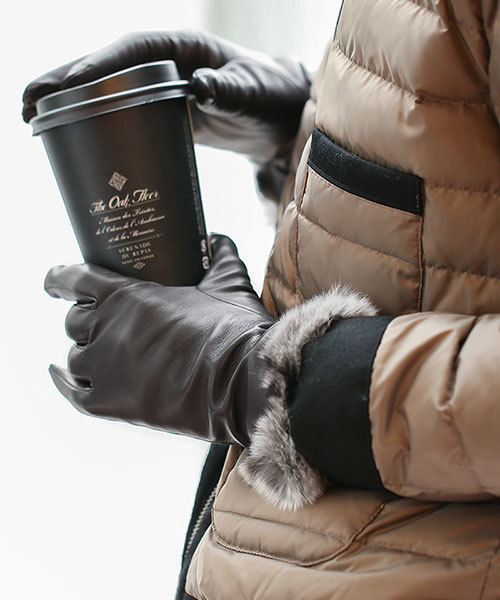 NANO universe（ナノユニバース）の「PICAROS GLOVES /ラムレザー