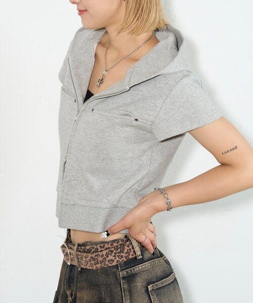 WHO'S WHO gallery（フーズフーギャラリー）の「【セットアップ可能】スラッシュポケットコンパクト半袖パーカー（パーカー・レディース・グレー/カーキ/ネイビー・FREE）」の11枚目の写真