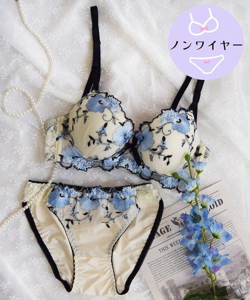 【ノンワイヤー】ラクラクノンワイヤーでストレス0!!!シックなフラワー刺繍+リボンがキュートさをUP◎