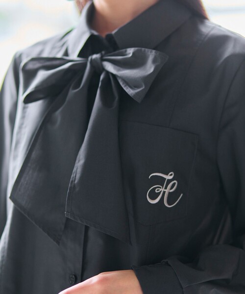 Feroux(フェルゥ)の「【2WAY】リボンタイシャツ ワンピース(ワンピース・レディース・ホワイト系1/グレー系・MEDIUM/SMALL)」の5枚目の写真