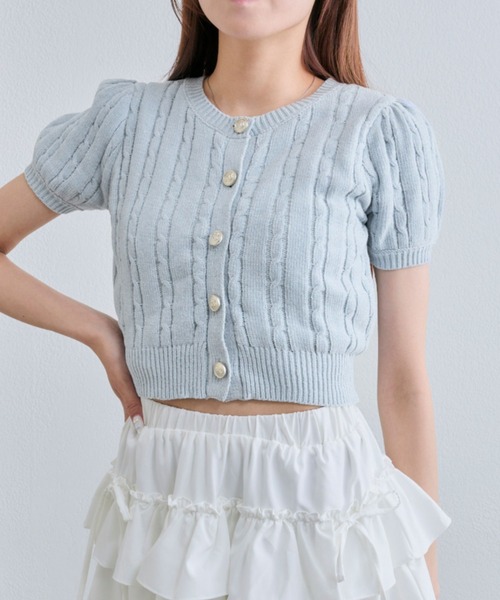OLIVE des OLIVE(オリーブデオリーブ)の「【デイリーで着回し】ふわふわ金ボタンニット(ニット/セーター・レディース・オフホワイト/チャコールグレー/ブルー/サックスブルー・FREE)」の3枚目の写真