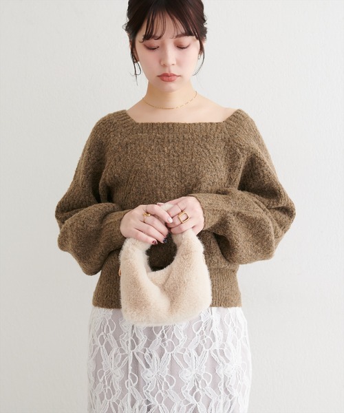 natural couture(ナチュラルクチュール)の「畦編みブークレスクエアニット(ニット/セーター・レディース・モカ/オレンジ/ブラック/オフホワイト・FREE)」の1枚目の写真