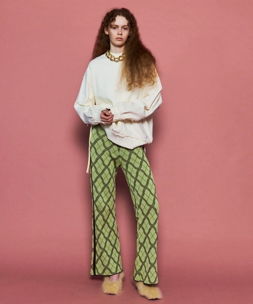 MAISON SPECIAL（メゾンスペシャル）の「Multiway Zip Oversized Sweatshirt/マルチウェイジップオーバーサイズスウェット■セットアップ対応■（スウェット・レディース・チャコールグレー/オフホワイト/ブルー/グリーン・FREE）」の7枚目の写真