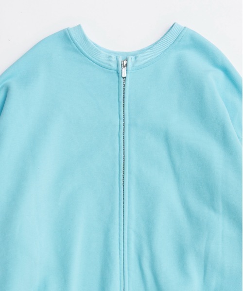 MAISON SPECIAL（メゾンスペシャル）の「Multiway Zip Oversized Sweatshirt/マルチウェイジップオーバーサイズスウェット■セットアップ対応■（スウェット・レディース・チャコールグレー/オフホワイト/ブルー/グリーン・FREE）」の21枚目の写真
