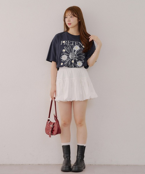 continuer de NICE CLAUP(コンティニューデナイスクラップ)の「ビックデイジープリントTシャツ(Tシャツ/カットソー・レディース・ネイビー/オフホワイト/オートミール・FREE)」の9枚目の写真
