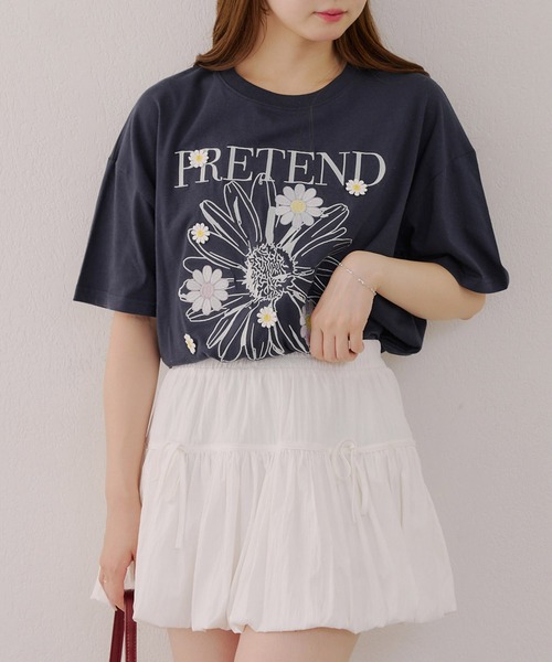 continuer de NICE CLAUP(コンティニューデナイスクラップ)の「ビックデイジープリントTシャツ(Tシャツ/カットソー・レディース・ネイビー/オフホワイト/オートミール・FREE)」の7枚目の写真