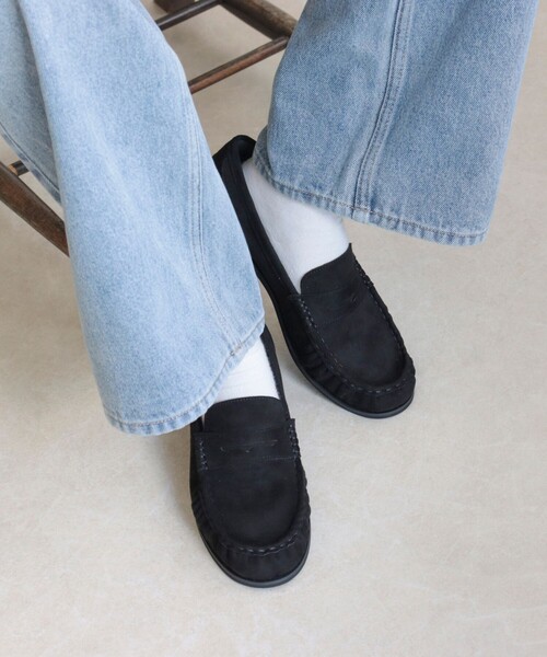 fredy emue（フレディエミュ）の「ポリスエードギャザーローファー（その他シューズ・レディース・ブラウン/ブラック・L/M/S）」の9枚目の写真