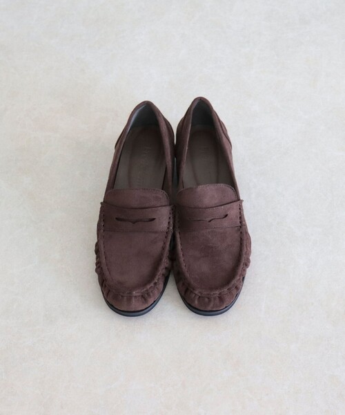 fredy emue（フレディエミュ）の「ポリスエードギャザーローファー（その他シューズ・レディース・ブラウン/ブラック・L/M/S）」の13枚目の写真