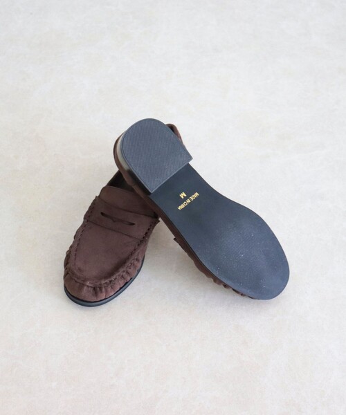 fredy emue（フレディエミュ）の「ポリスエードギャザーローファー（その他シューズ・レディース・ブラウン/ブラック・L/M/S）」の17枚目の写真