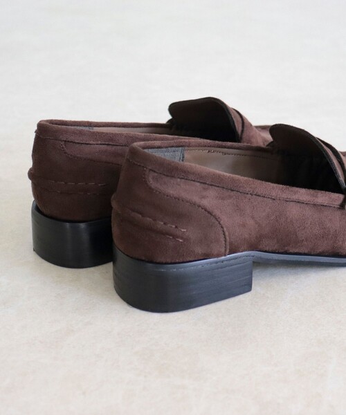 fredy emue（フレディエミュ）の「ポリスエードギャザーローファー（その他シューズ・レディース・ブラウン/ブラック・L/M/S）」の19枚目の写真