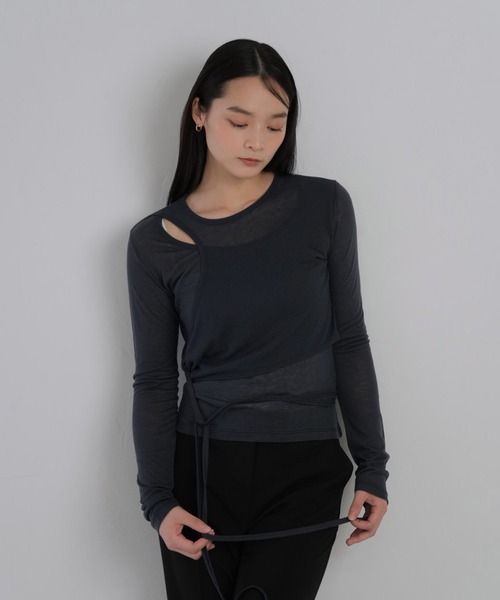 Geeong(ジーオン)の「シアー レイヤードデザイン トップス 長袖(Tシャツ/カットソー・レディース・アイボリー/ブラック/グレー系その他/ブルー系その他・FREE)」の4枚目の写真