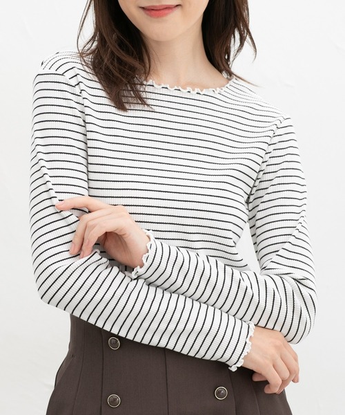 Honeys(ハニーズ)の「メロー使いトップス(Tシャツ/カットソー・レディース・アイボリー/ブラック/ブラック×ベージュ/ホワイト×ブラック/マスタード/ボルドー・S/LL/L/M)」の19枚目の写真