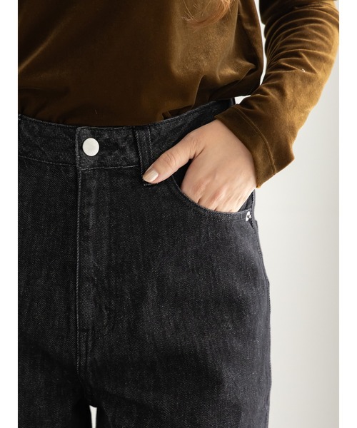 Te chichi（テチチ）の「ロールアップハイウエストデニムパンツ（デニムパンツ・レディース・ブラック/インディゴブルー・マルチサイズ）」の9枚目の写真
