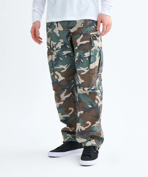 RVCA(ルーカ)の「RVCA メンズ DAYSHIFT CARGO PANT ロングパンツ 【2025年秋冬モデル】/ルーカウエストウェビングバックル・裾ドローコード付きカーゴパンツ(その他パンツ・メンズ・オリーブ/カモフラージュ・30inch/32inch/34inch/36inch/38inch)」の2枚目の写真