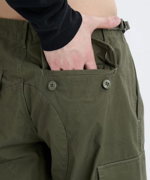 RVCA(ルーカ)の「RVCA メンズ DAYSHIFT CARGO PANT ロングパンツ 【2025年秋冬モデル】/ルーカウエストウェビングバックル・裾ドローコード付きカーゴパンツ(その他パンツ・メンズ・オリーブ/カモフラージュ・30inch/32inch/34inch/36inch/38inch)」の4枚目の写真