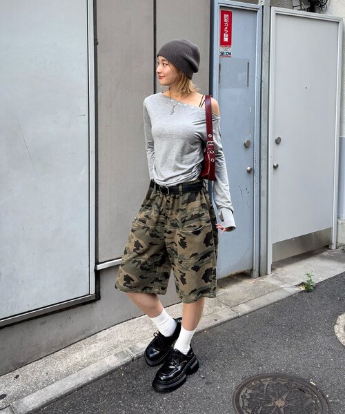 WHO'S WHO gallery（フーズフーギャラリー）の「スラッシュポケットスウェトハーフ柄パンツ（スウェットパンツ・レディース・カーキ・FREE）」の5枚目の写真
