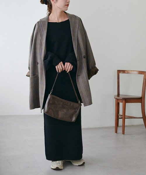 モチモチワンショルワンピース