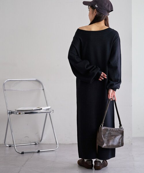 モチモチワンショルワンピース