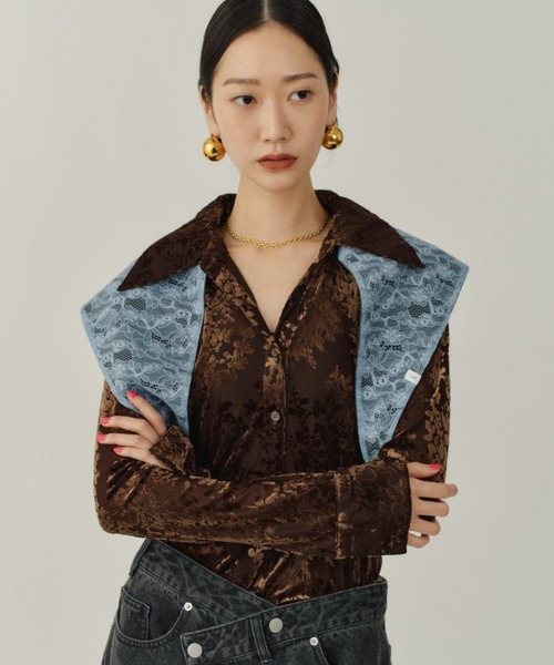 yae（ヤエ）の「Sheer opal slim fit shirt / シアーオパールスリムフィットシャツ（シャツ/ブラウス・レディース・ブラウン/ネイビー/ライトグリーン・FREE）」の21枚目の写真