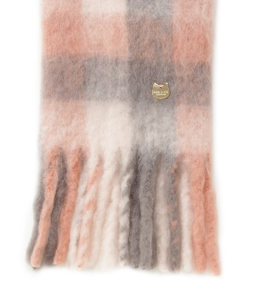 PAUL&JOE（ポールアンドジョー）の「ボリュームマフラー ”チェック 無地” ネコチャーム（マフラー・レディース・ネイビー/オフホワイト/ピンク/ブラウン/ライトグレー/ピンク系その他/ブラウン系その他/サックスブルー・FREE）」の19枚目の写真