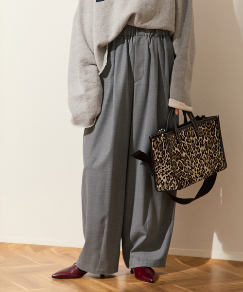 journal standard L'essage(ジャーナルスタンダードレサージュ)の「ウールツイルイージーパンツ(スラックス・レディース・チャコールグレー/ブラック・36/38)」の21枚目の写真