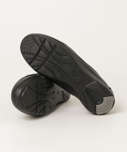 le coq sportif（ルコックスポルティフ）の「LCS ヴォーヌ(消臭/軽量)（スニーカー・レディース・ベージュ系その他/ブラック系・22.5cm/23.0cm/23.5cm/24.0cm/24.5cm/25.0cm）」の9枚目の写真