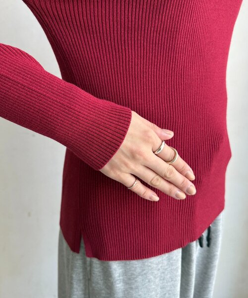 DouDou(ドゥドゥ)の「ボートネックリブニット(ニット/セーター・レディース・グレー/オフホワイト/ブラック/ブラウン/ボルドー・FREE)」の18枚目の写真