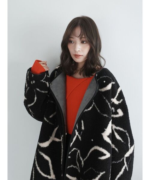 LAGUNAMOON（ラグナムーン）の「【REVIVAL】リバーシブルボアブルゾン（ブルゾン・レディース・アイボリー/ブラック・FREE）」の6枚目の写真