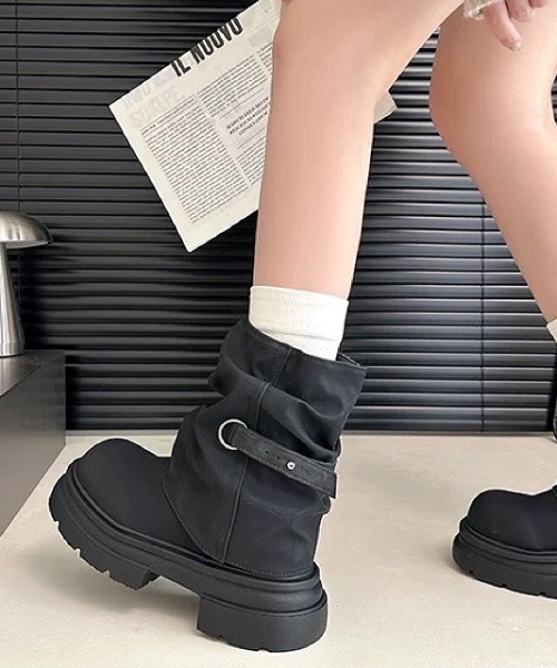 SHEENA(シーナ)の「バックルショートカバーブーツ(ブーツ・レディース・ブラック/モカ・24.5cm/24.0cm/23.5cm)」の10枚目の写真