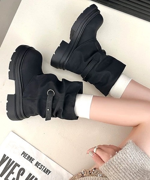 SHEENA(シーナ)の「バックルショートカバーブーツ(ブーツ・レディース・ブラック/モカ・24.5cm/24.0cm/23.5cm)」の8枚目の写真