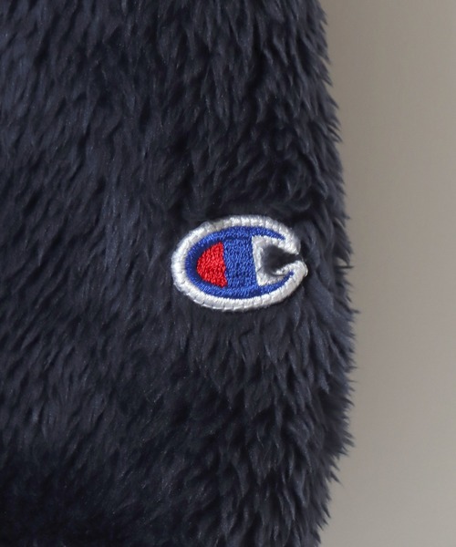 Champion（チャンピオン）の「Champion/チャンピオン SHERPA FLEECE ZIP HOODED JACKET/シェルパフリース ロゴ ワンポイント刺繍 ジップアップパーカー/ボアフリースジャケット/ブルゾン/レディース メンズ（ブルゾン・メンズ・ブラック/オリーブ/ネイビー・M/L/XL）」の14枚目の写真