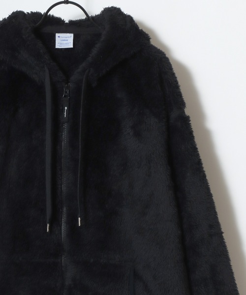 Champion（チャンピオン）の「Champion/チャンピオン SHERPA FLEECE ZIP HOODED JACKET/シェルパフリース ロゴ ワンポイント刺繍 ジップアップパーカー/ボアフリースジャケット/ブルゾン/レディース メンズ（ブルゾン・メンズ・ブラック/オリーブ/ネイビー・M/L/XL）」の4枚目の写真