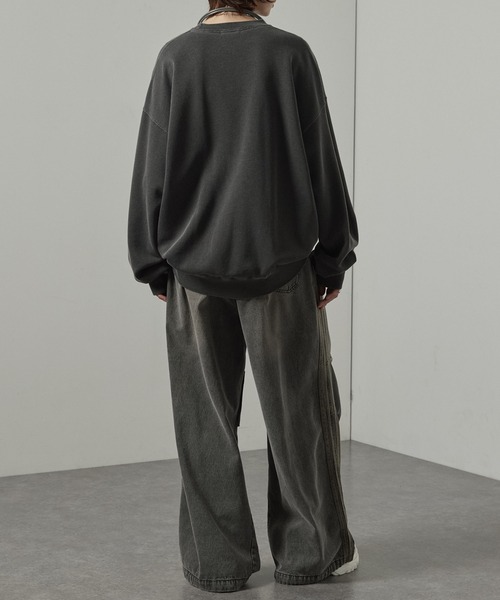 Alfred Alex(アルフレッドアレックス)の「【Alfred Alex】ヴィンテージ加工ピグメント アソートグラフィックオーバーサイズスウェット(スウェット・メンズ・ダークブラウン/ブラック系/ワイン/ブラック/ブルー/ブラック系2・L/M)」の9枚目の写真