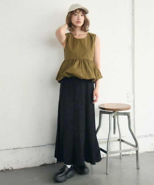 RETRO GIRL(レトロガール)の「ベロア細プリーツSK(スカート・レディース・ブラック/ブラウン/レオパード/ブラック系その他4・FREE)」の5枚目の写真