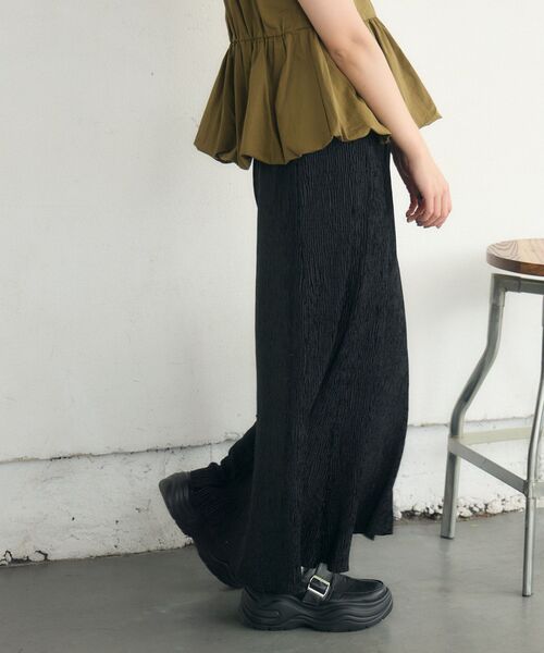 RETRO GIRL(レトロガール)の「ベロア細プリーツSK(スカート・レディース・ブラック/ブラウン/レオパード/ブラック系その他4・FREE)」の10枚目の写真