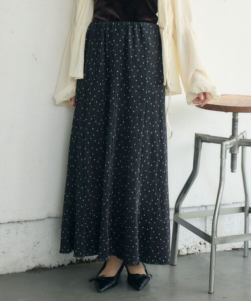 RETRO GIRL(レトロガール)の「ベロア細プリーツSK(スカート・レディース・ブラック/ブラウン/レオパード/ブラック系その他4・FREE)」の17枚目の写真