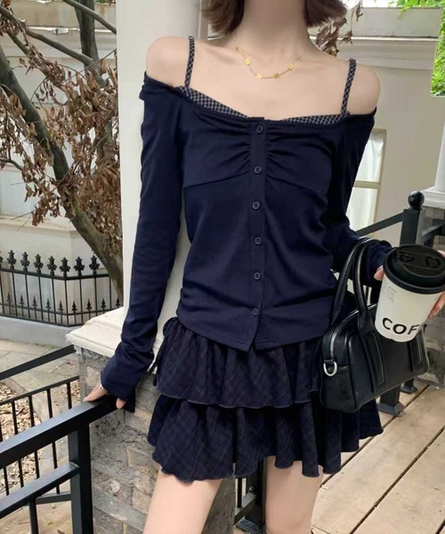 STAY MOTION（ステイモーション）の「【WEB限定】レイヤード風カットソー長袖トップス［韓国ファッション カジュアル］（Tシャツ/カットソー・レディース・ネイビー/ブラウン/チャコールグレー・F）」の4枚目の写真